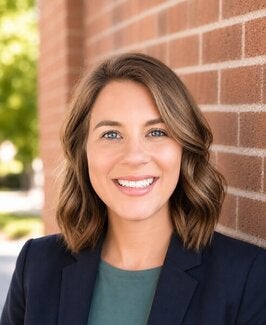 amanda bolin headshot