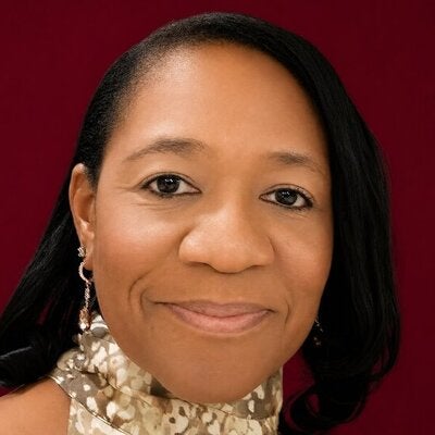 Gloria Williams Headshot